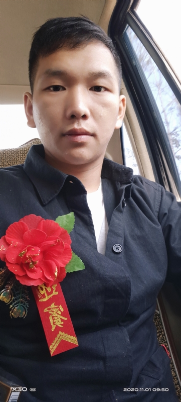 可爱的小猪的第一张照片--台州残疾人相亲网